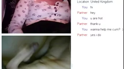 Chica คลิป วีดีโอ x นอนอยู่บนท้องของเธอและให้ตูดชายผิวดำ